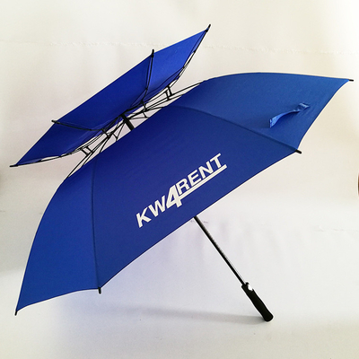 Um guarda-chuva de golfe ventilado de 30 polegadas com impressão de logotipo de dupla camada e design à prova de vento