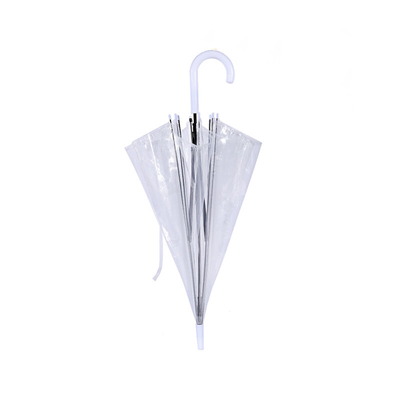 Um guarda-chuva à prova de vento, à prova d'água, auto-aberto, transparente, de bolhas, com estilo e costelas bonitas.