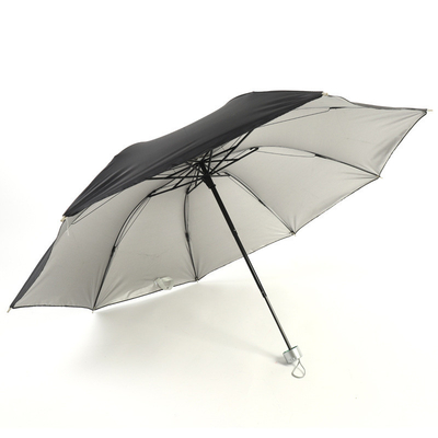 Um guarda-chuva de mercado ao ar livre com logotipo personalizado
