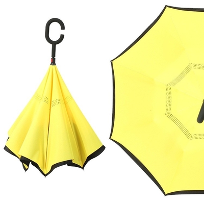 Um guarda-chuva invertido de camada dupla e à prova de vento