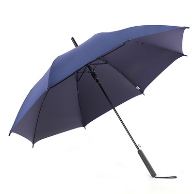 Um guarda-chuva de publicidade automática de presente com alça reta e material de painel de ponche
