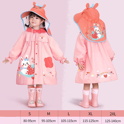 Capa de chuva infantil com design de saco escolar em estilo de capa no jardim de infância Treasure