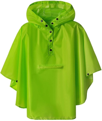 Manteiga de chuva de poliéster Cartoon Meninos e meninas bonitos Excursão escolar Roupas de chuva com saco Bit Poncho