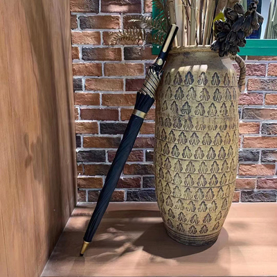 Cores personalizadas 190T Pongee Proteção UV Revestimento dourado Sombrelo auto Lexus Golf à prova de vento