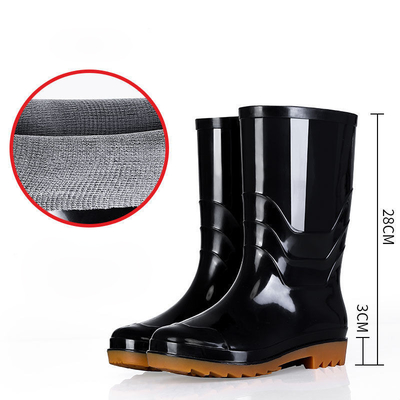 Botas de chuva de tubo alto para homens feitas de plástico em cor personalizada e material durável