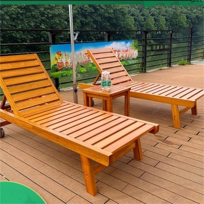 Mobiliário para o exterior relaxante Recliner de madeira de pinho para assentos casuais na praia ou piscina