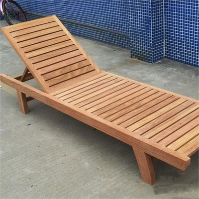 Mobiliário para o exterior relaxante Recliner de madeira de pinho para assentos casuais na praia ou piscina