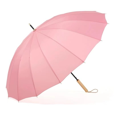 Arco de fibra de vidro 16K Grande guarda-chuva de golfe amarelo à prova de vento com alça de madeira reta