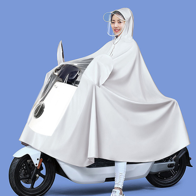Impressão de logotipo personalizado Poncho de chuva para homens e mulheres montando carro ou bicicleta