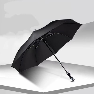 Um guarda-chuva à prova de vento de 120 cm com um design exclusivo de 8K de 24 polegadas