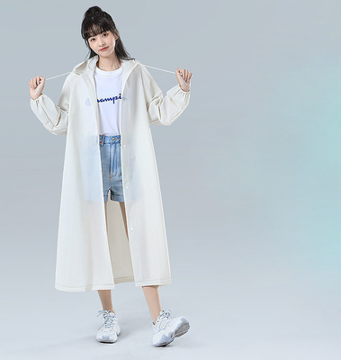 Manteiga de chuva portátil Poncho longo de moda para viagens Tamanho convencional e cor sólida