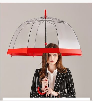 Um guarda-chuva de chuva de plástico de PVC claro para adultos Apollo Design minimalista