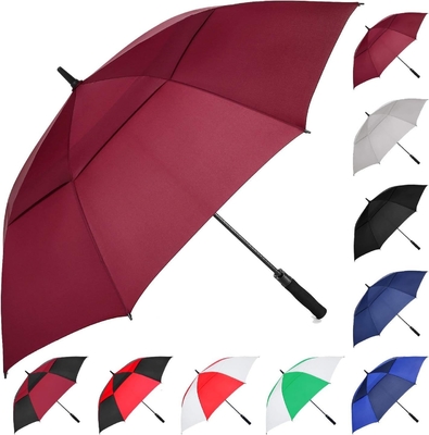 Um guarda-chuva de golfe de camada dupla com abertura automática de mão fechada e impressão personalizada de padrões