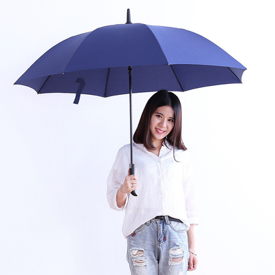 Impressão de logotipo personalizado Um guarda-chuva de golf de plástico de 25 polegadas com design aberto e durável