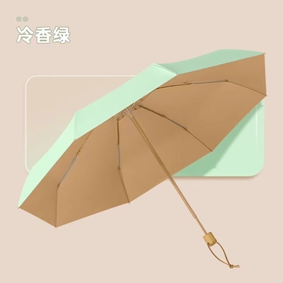 Um guarda-chuva de bolso ultra-leve colorido para adultos com logotipo personalizado impresso e moldura de aço
