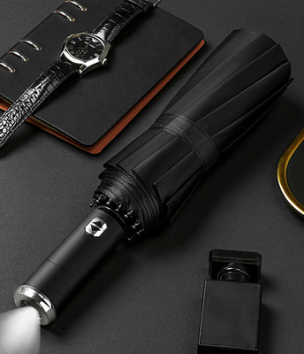 23 polegadas * 10k Totalmente automático guarda-chuva dobrável com 180 rotativo LED lanterna de manobra